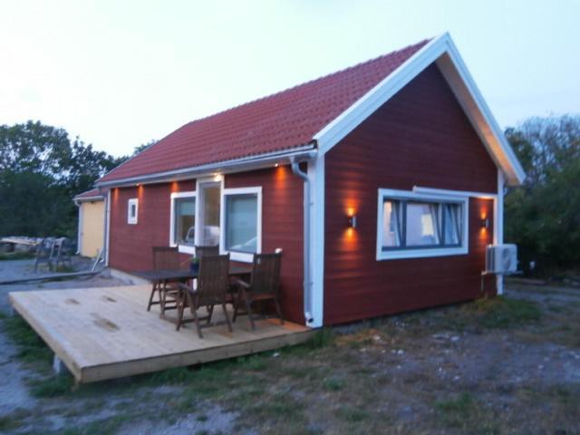 Stuga Pa Hassloe Bredavik  ภายนอก รูปภาพ